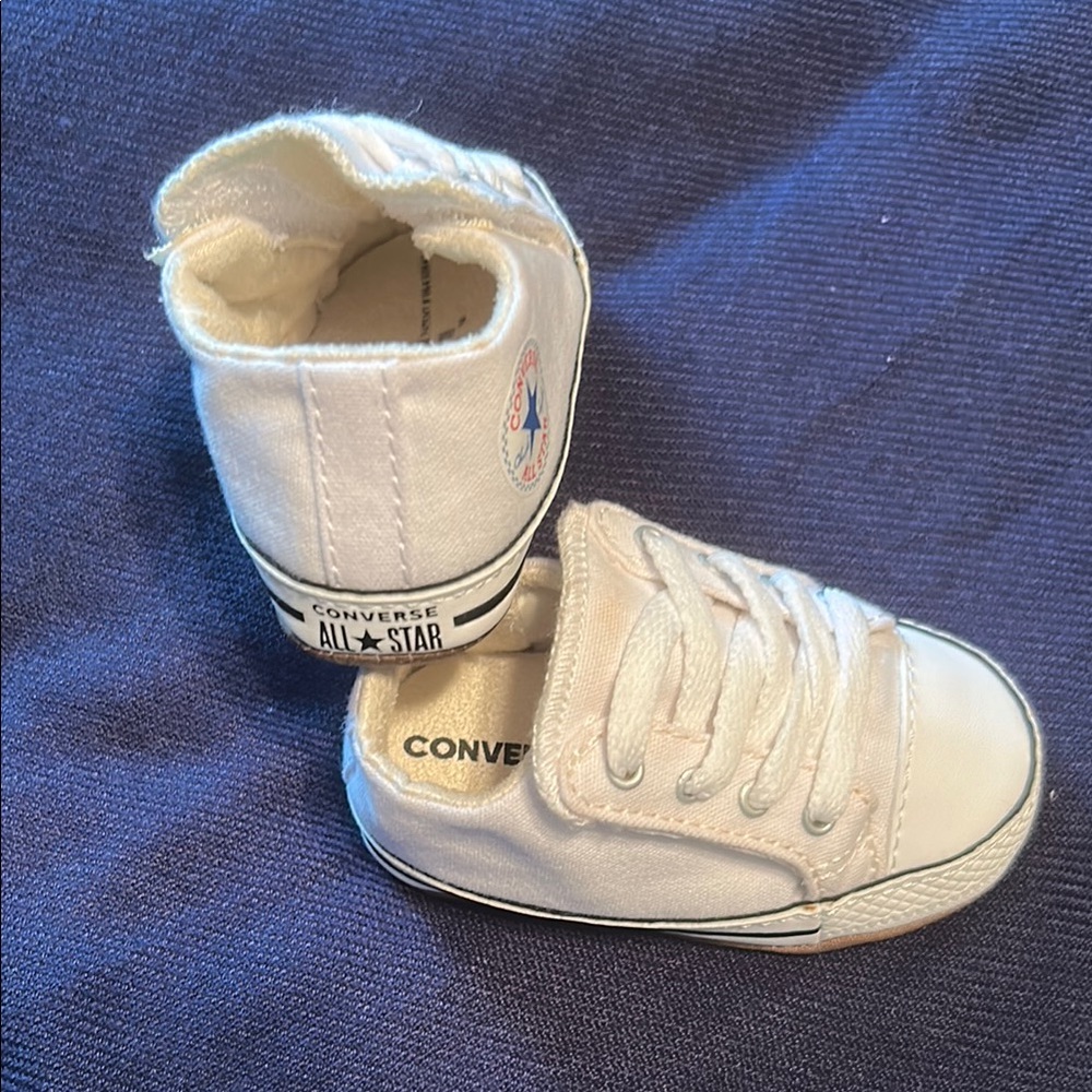 Infant tennis shoes